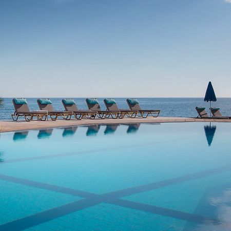 Pyrgos Beach Hotel Apartments มาเลีย ภายนอก รูปภาพ