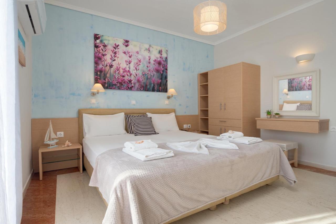 Pyrgos Beach Hotel Apartments มาเลีย ภายนอก รูปภาพ