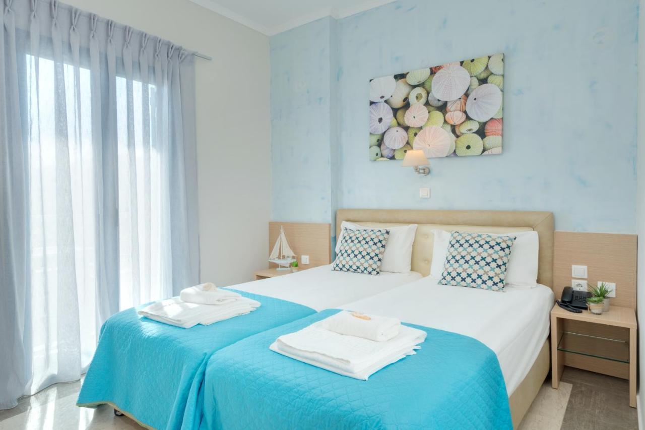 Pyrgos Beach Hotel Apartments มาเลีย ภายนอก รูปภาพ
