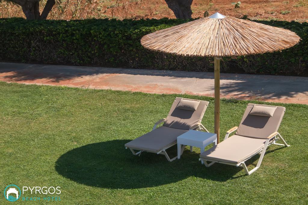 Pyrgos Beach Hotel Apartments มาเลีย ภายนอก รูปภาพ