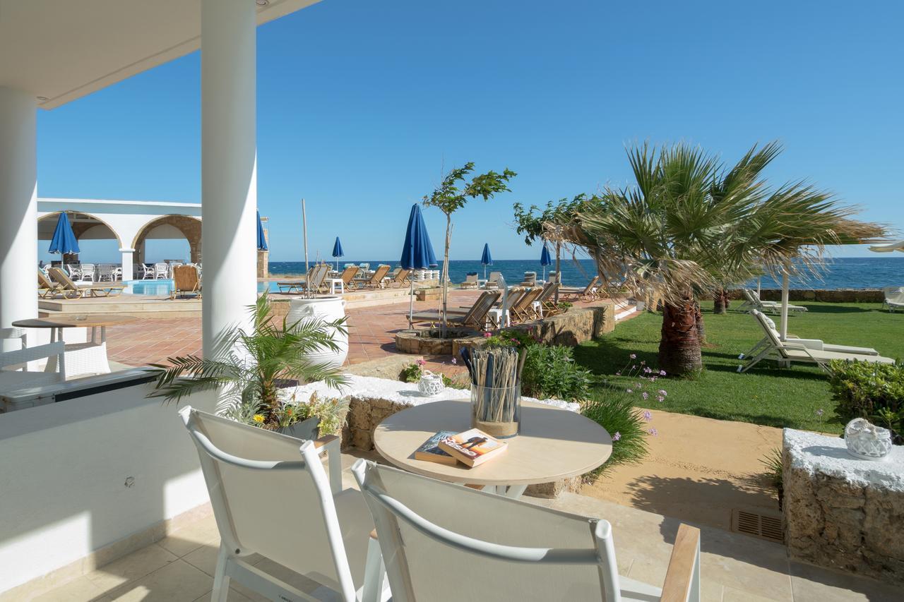 Pyrgos Beach Hotel Apartments มาเลีย ภายนอก รูปภาพ