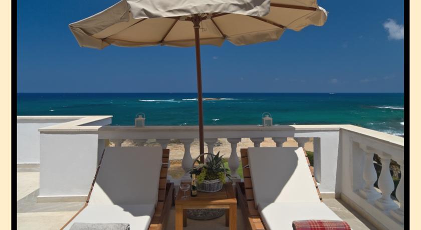 Pyrgos Beach Hotel Apartments มาเลีย ภายนอก รูปภาพ