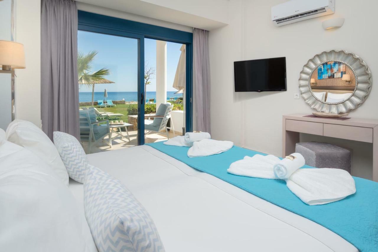 Pyrgos Beach Hotel Apartments มาเลีย ภายนอก รูปภาพ