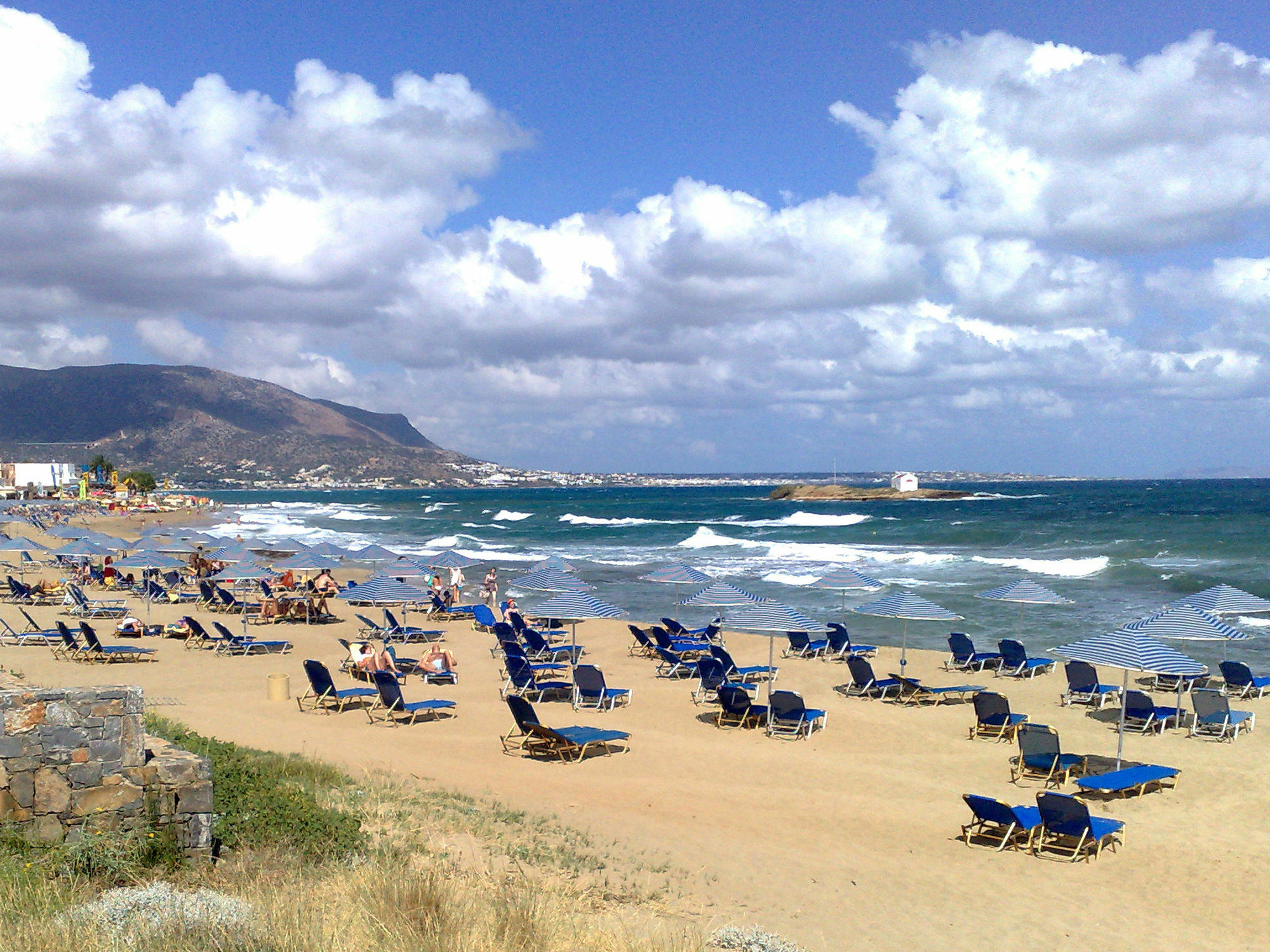 Pyrgos Beach Hotel Apartments มาเลีย ภายนอก รูปภาพ